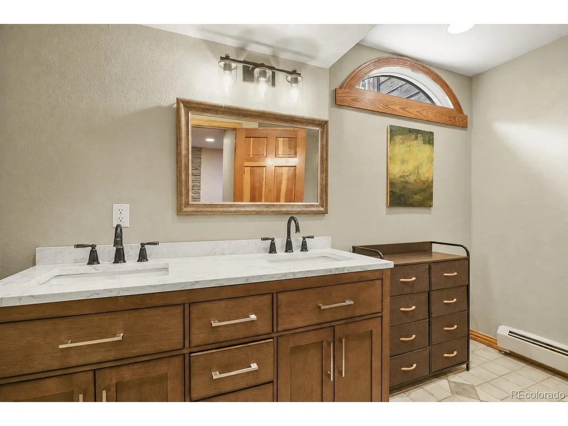 Photo of 417 Witter Gulch Rd