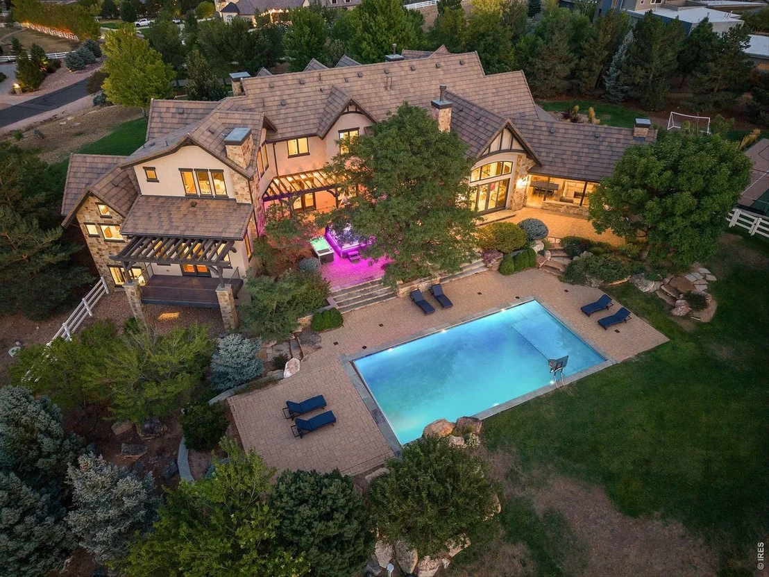 Photo of 15478 Mountain View Cir