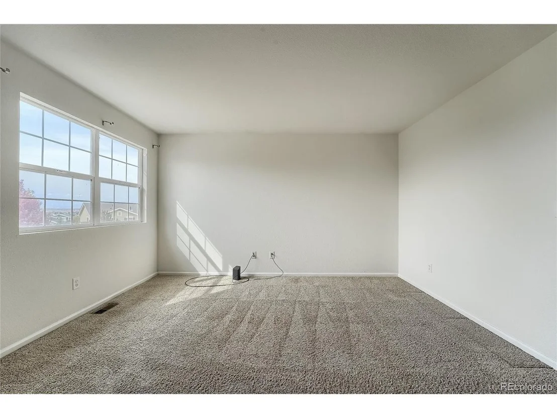Photo of 2073 Mountain Iris Dr