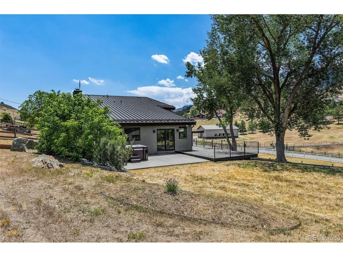 Photo of 5370 Pine Ridge Rd