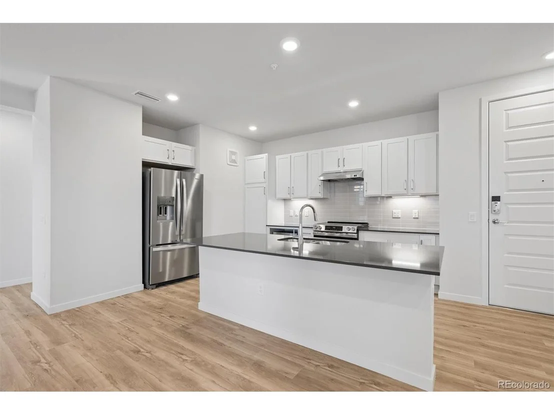 Photo of Unit 2206 at 485 Interlocken Blvd