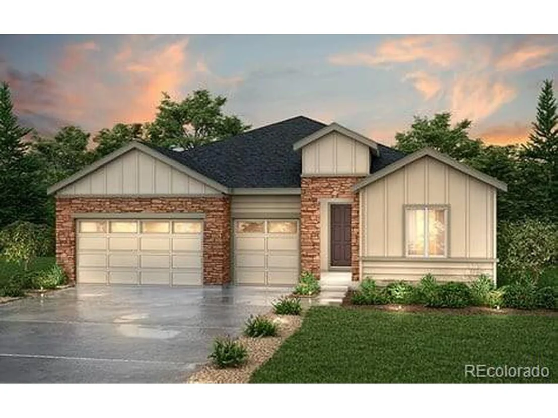 Photo of 155 Rockingham Cir