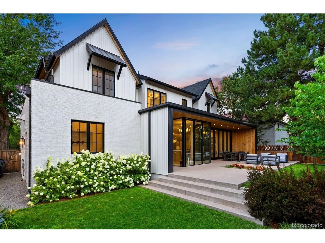 Photo of 346 Elm St