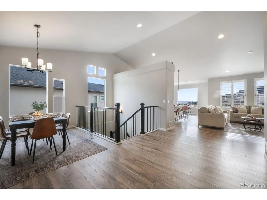 Photo of 2573 Lakes Edge Dr