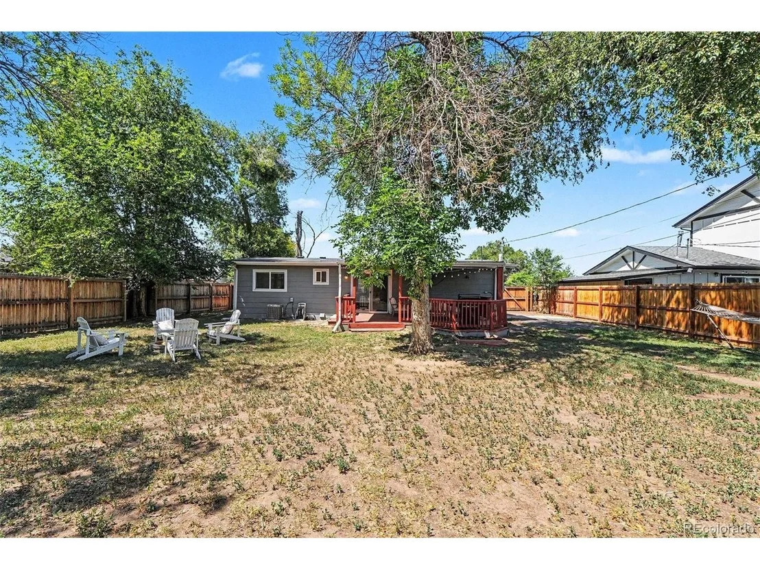 Photo of 2240 W 56th Pl