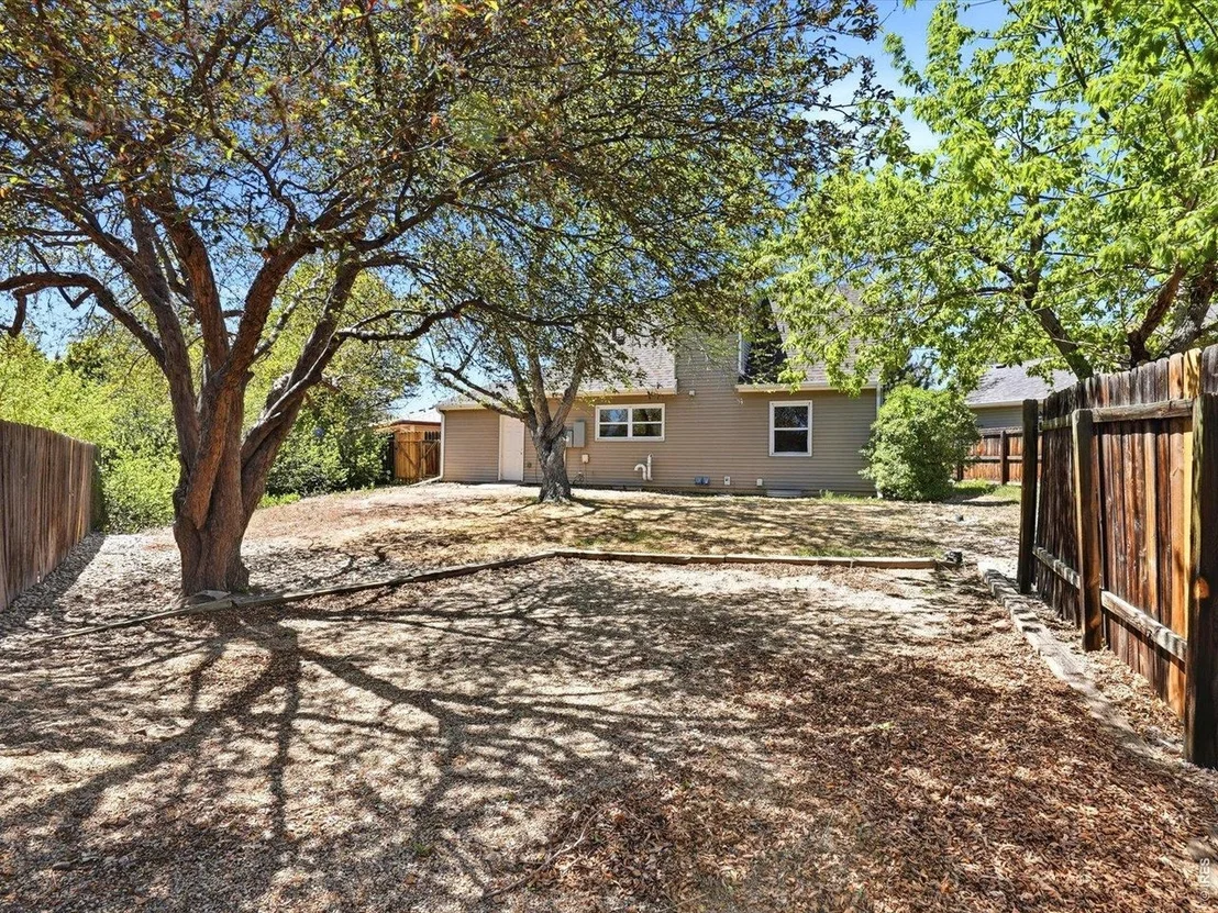 Photo of 775 Bedivere Cir
