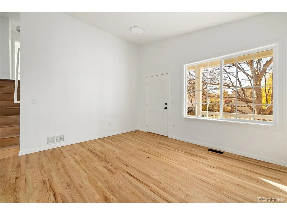 Photo of 1906 Wildrose Dr