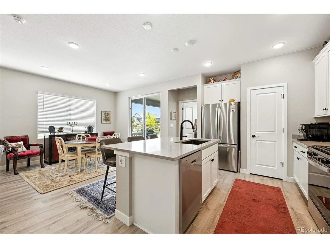 Photo of 5417 Riverbend Ave