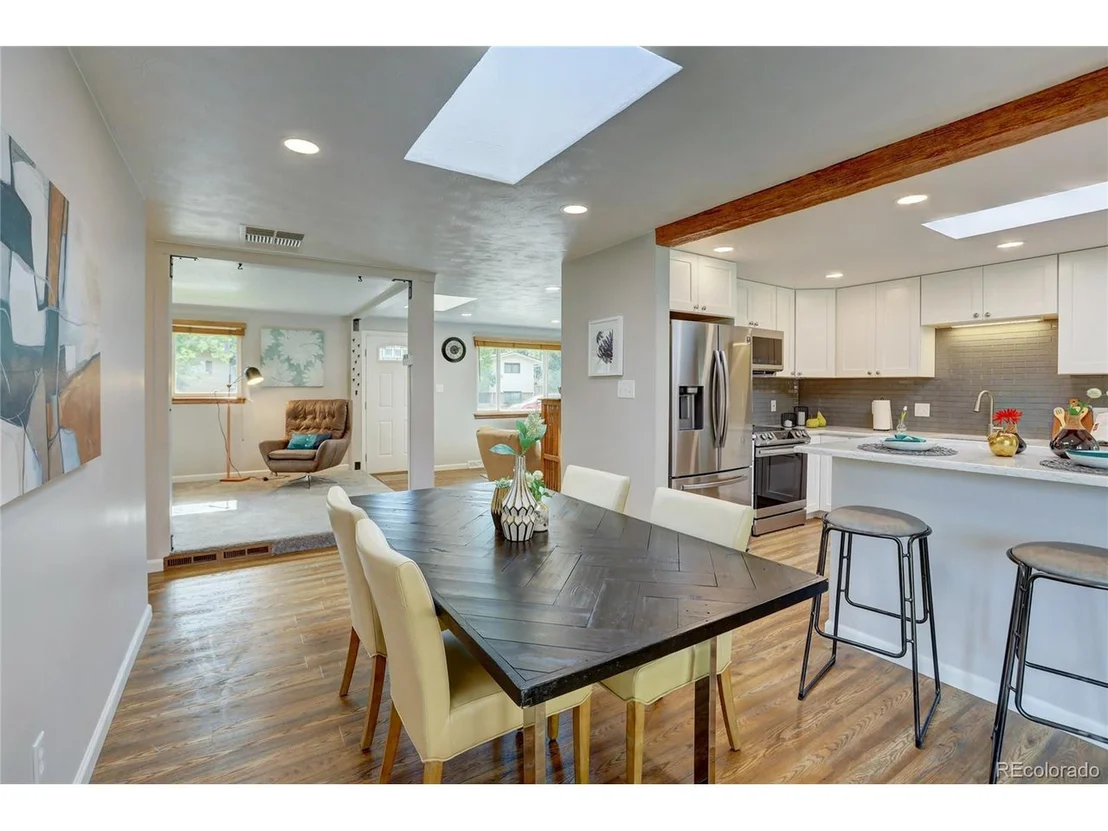 Photo of 6552 Iris St