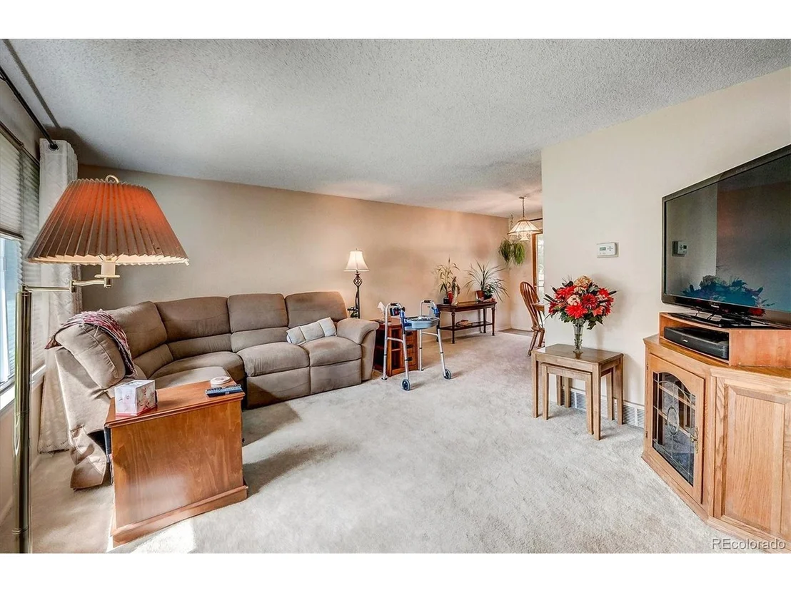 Photo of 7841 Dover Ct
