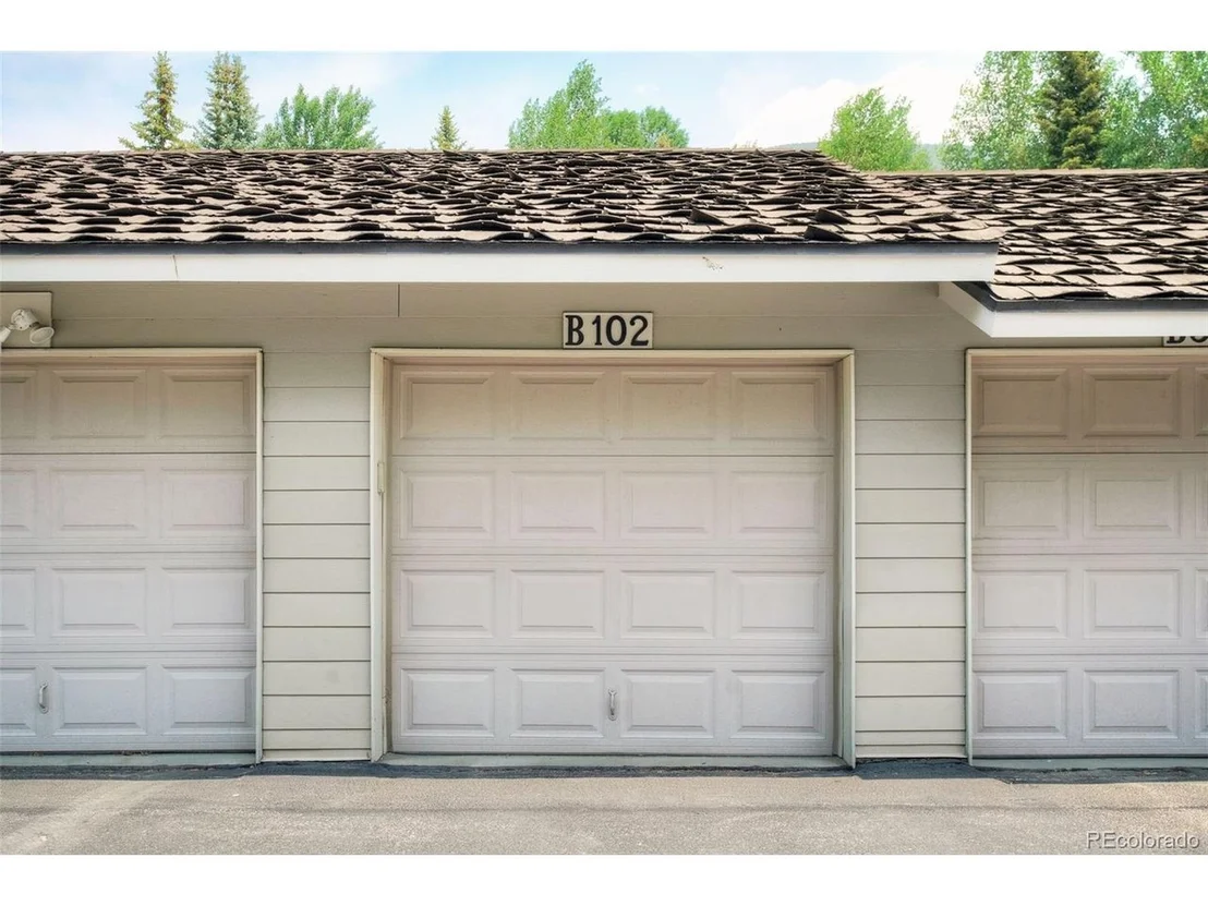 Photo of Unit B102 at 32 Corinthian Cir