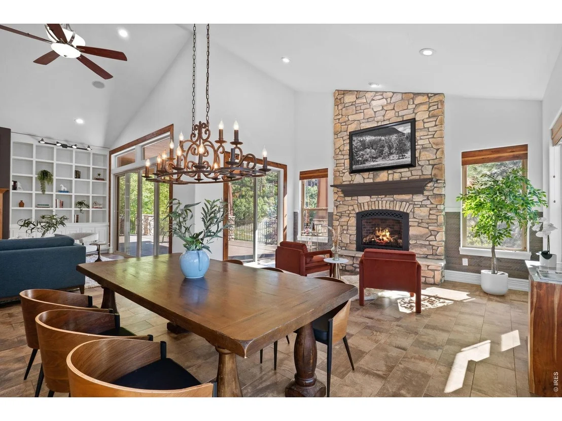 Photo of 2328 Saddleback Dr