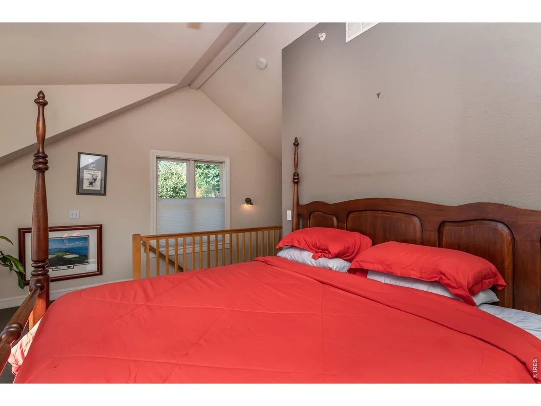 Photo of 429 Canyon Blvd