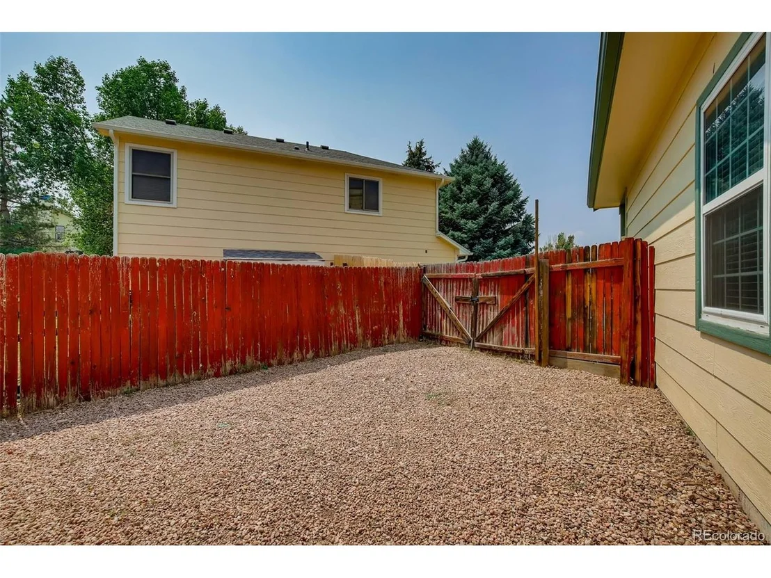 Photo of 642 Howe Cir