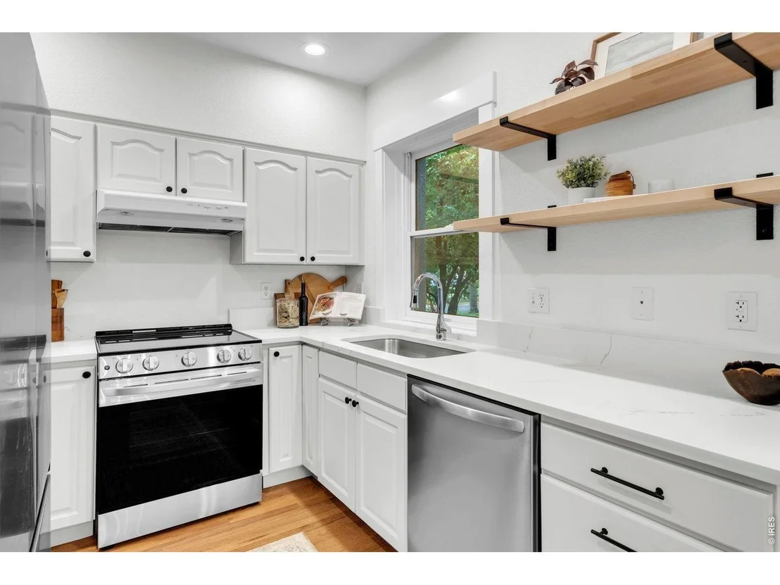 Photo of 320 Pearl St