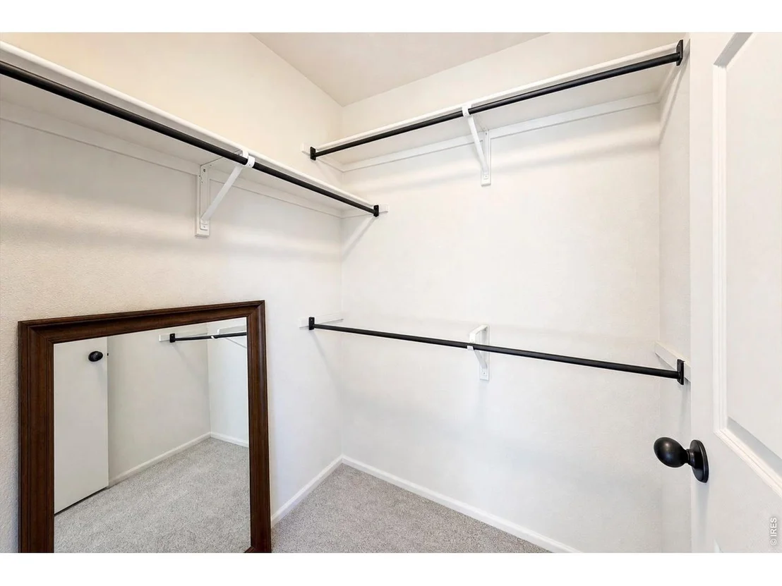 Photo of 1104 Fall River Cir