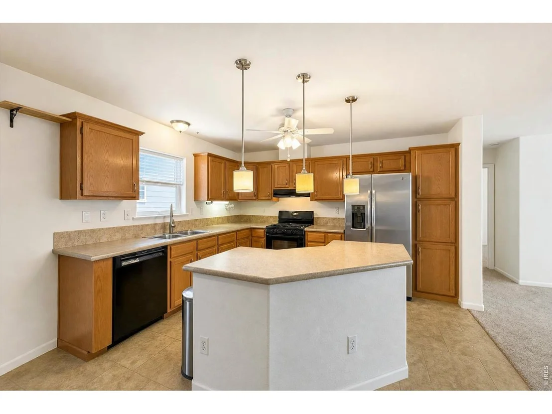 Photo of 7900 Mountain View Dr