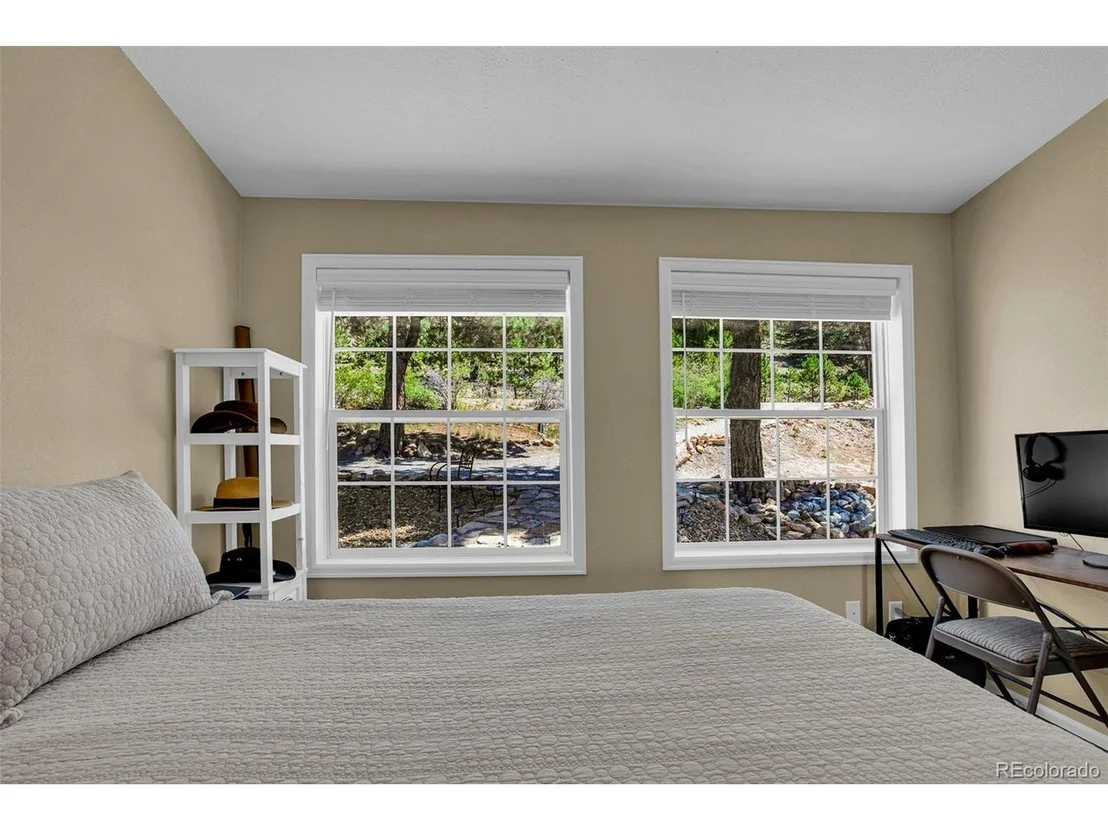 Photo of 803 Bonell Dr
