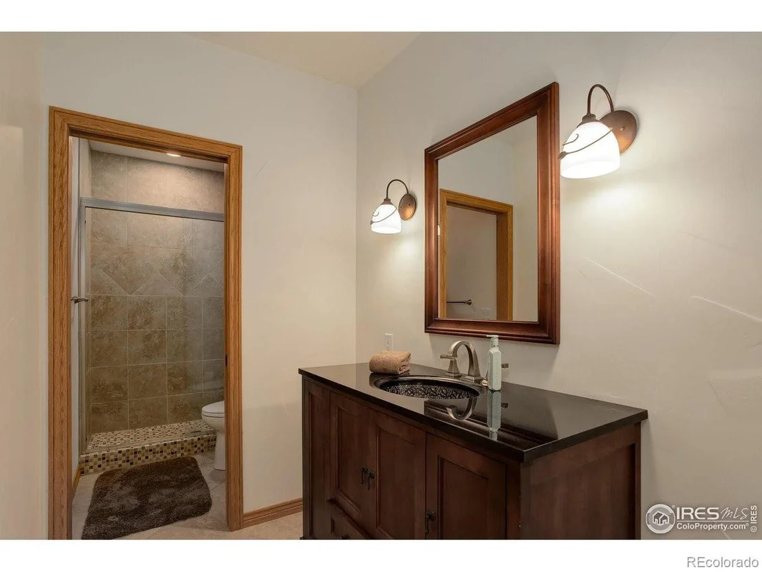Photo of 2130 Parkview Dr