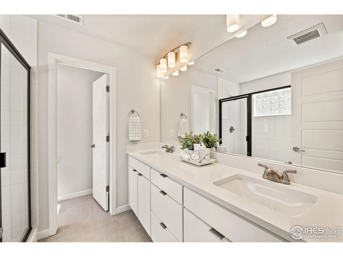 Photo of 364 Shawnee Ln