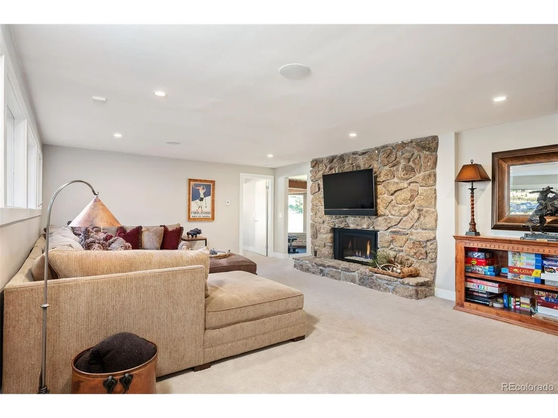 Photo of 2901 Interlocken Dr