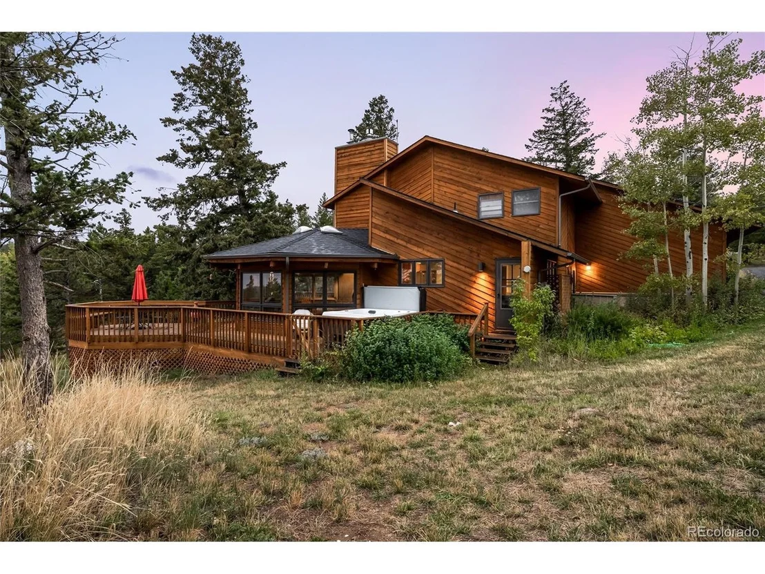 Photo of 394 Deer Trail Cir