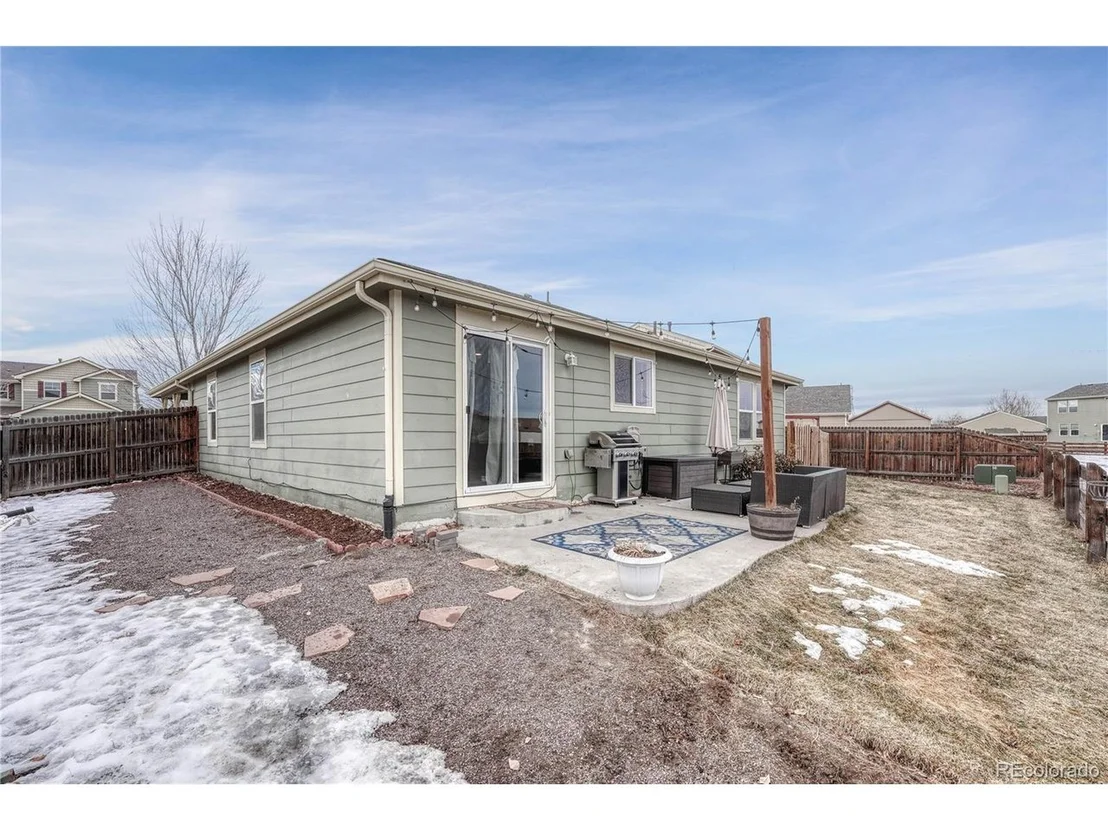 Photo of 230 Lonewolf Dr
