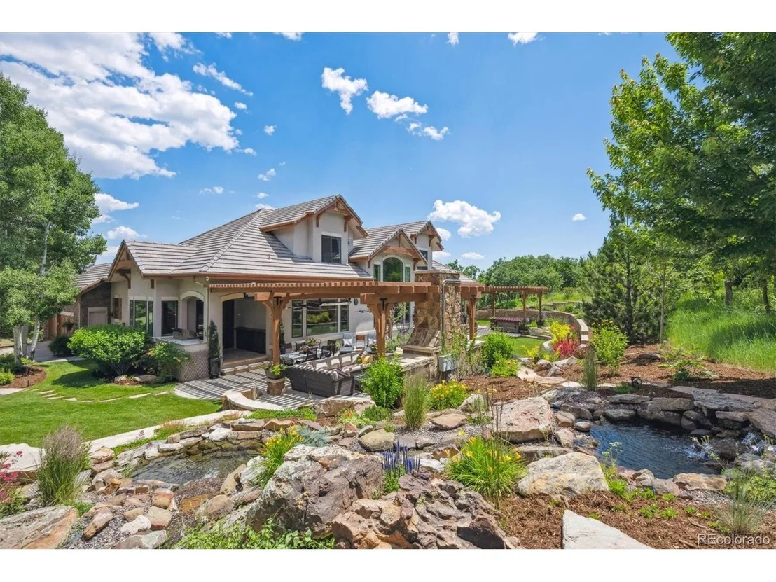 Photo of 6100 Huron Ln