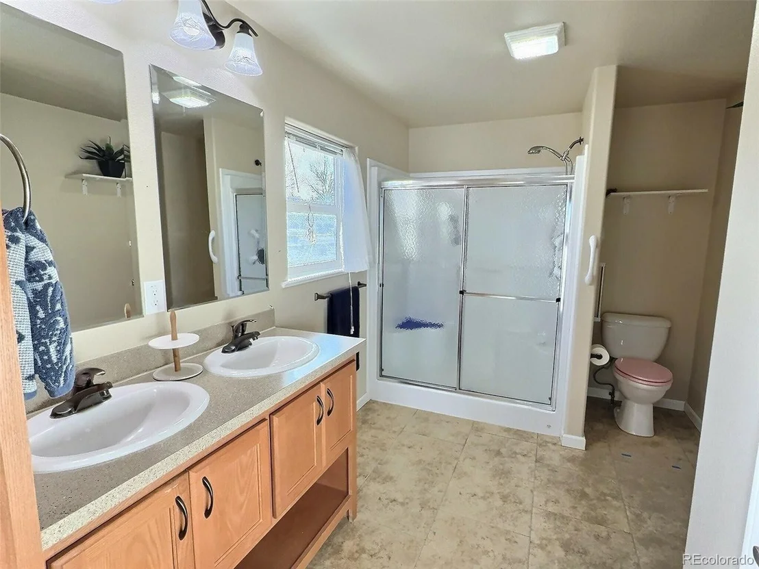Photo of 7982 Larkspur Cir