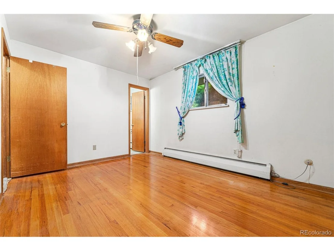 Photo of 300 Scranton St
