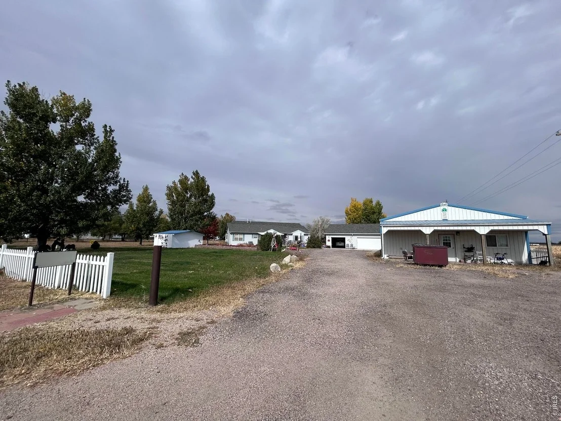Photo of 717 3rd Ave