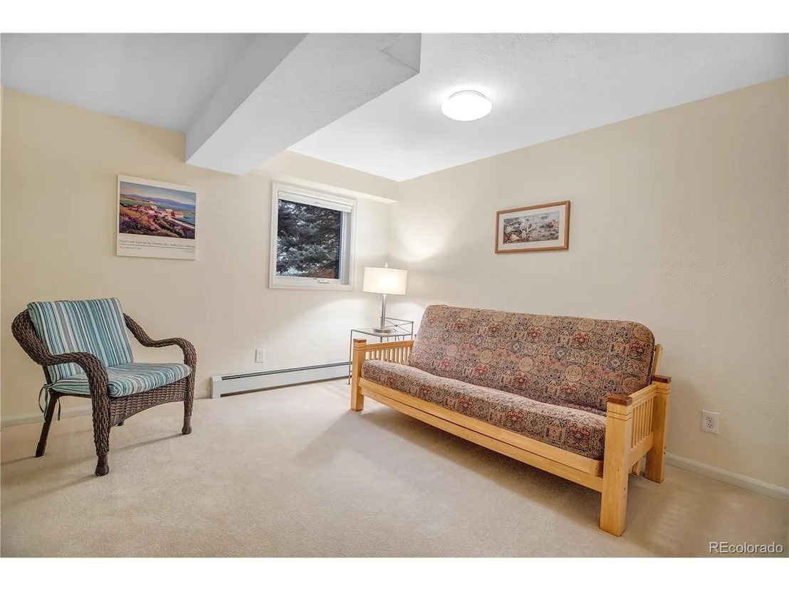 Photo of 6647 Apache Ct