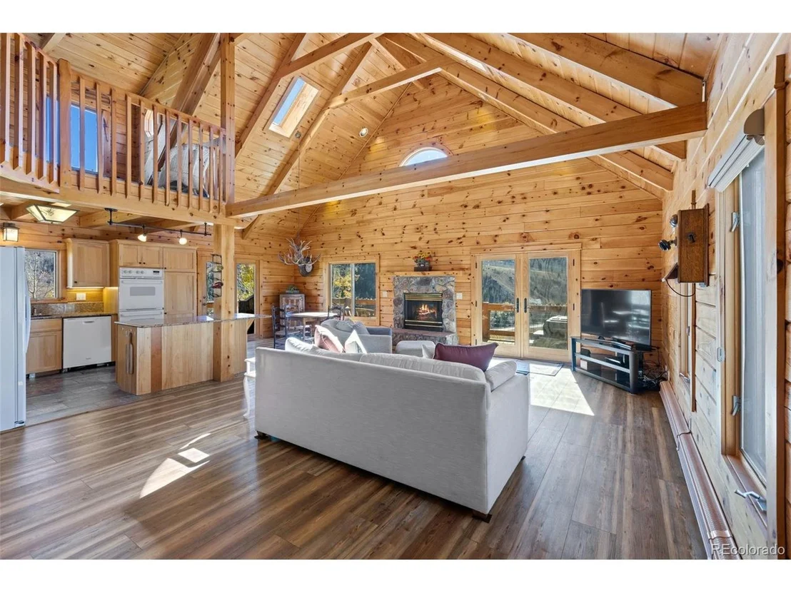Photo of 496 Blue Ridge Rd