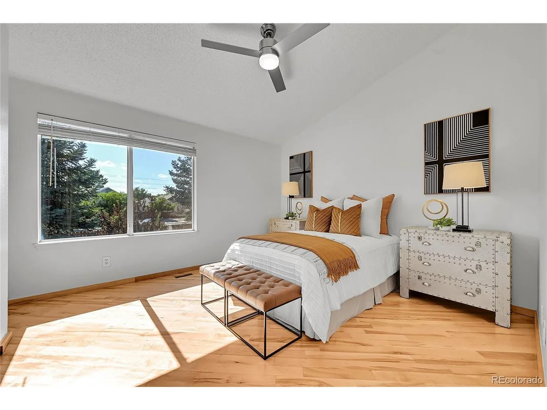 Photo of 8673 Cloverleaf Cir