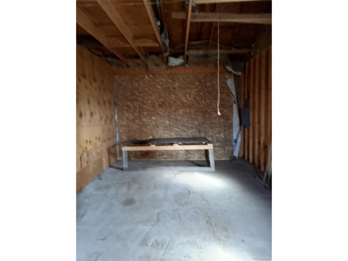 Photo of 27495 Red Cloud Ave