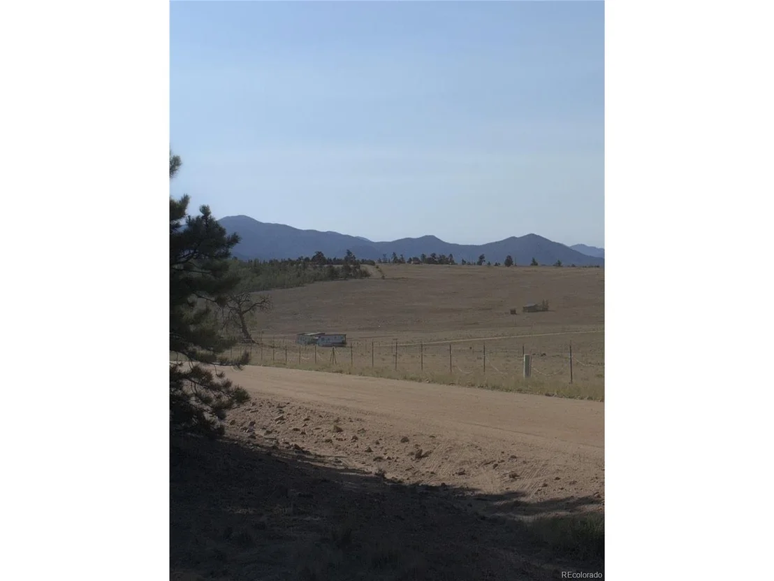 Photo of 3031 Mcdowell Dr