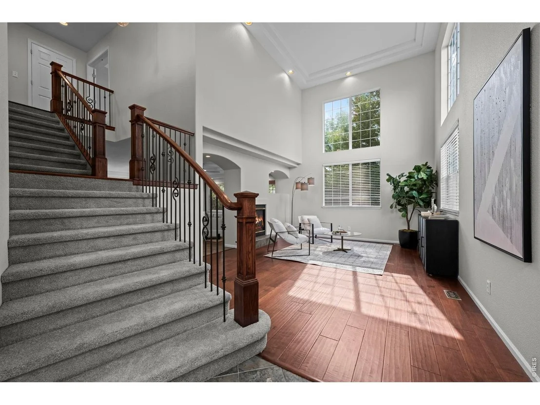 Photo of 718 Mathews Cir