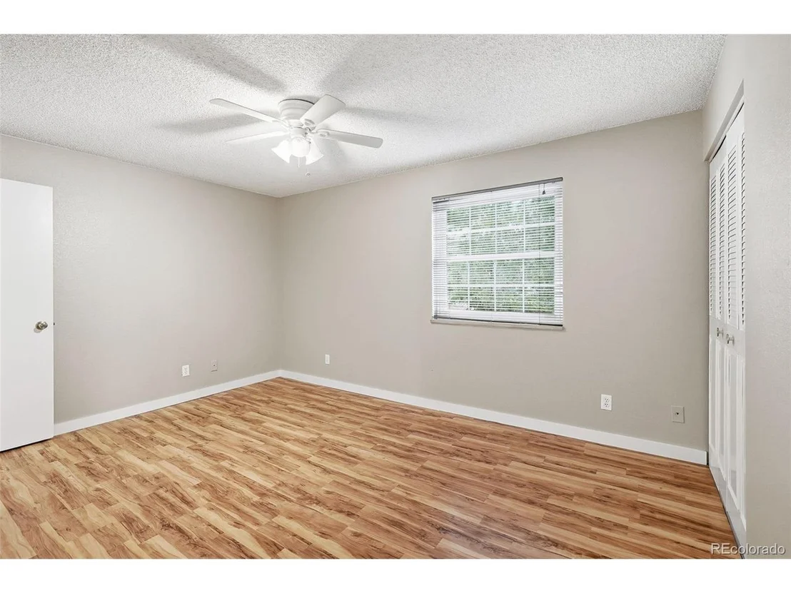 Photo of Unit KK22 at 3250 Oneal Cir