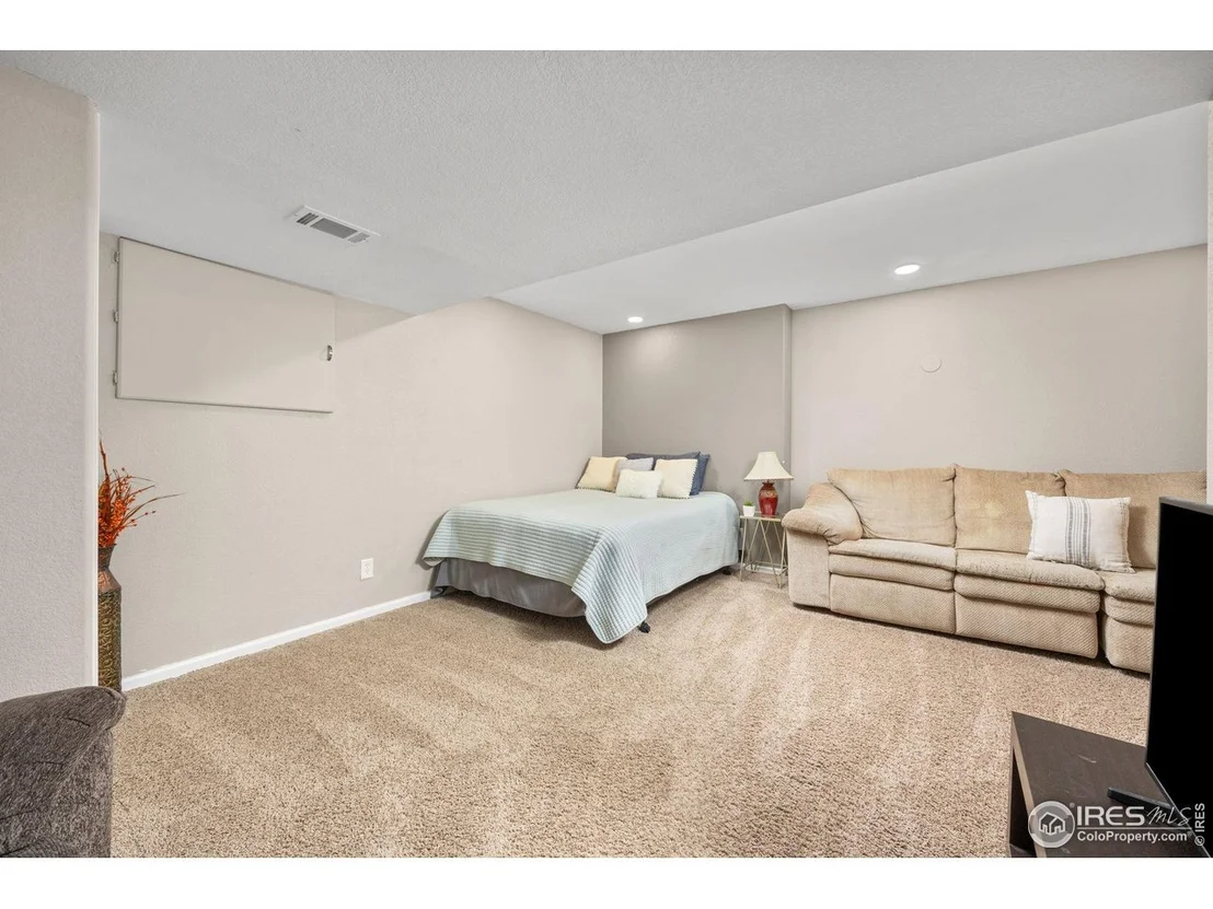 Photo of 13311 Pearl Cir