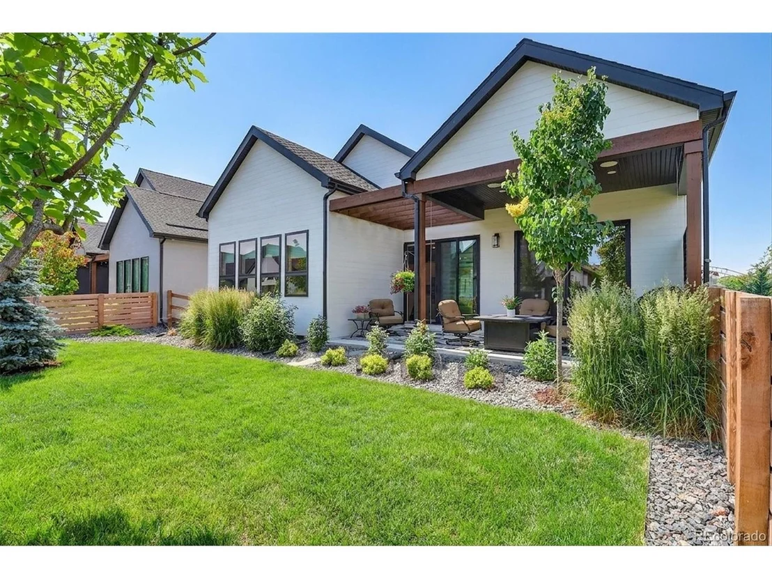 Photo of 1751 Barefoot Dr