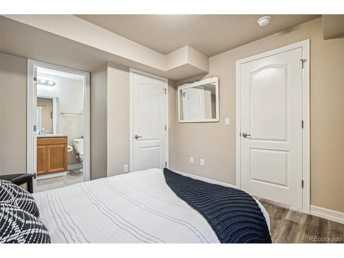 Photo of 10533 Taylor Ave
