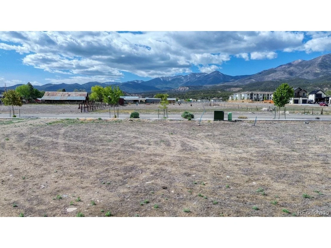 Photo of 274 Confluence Rd