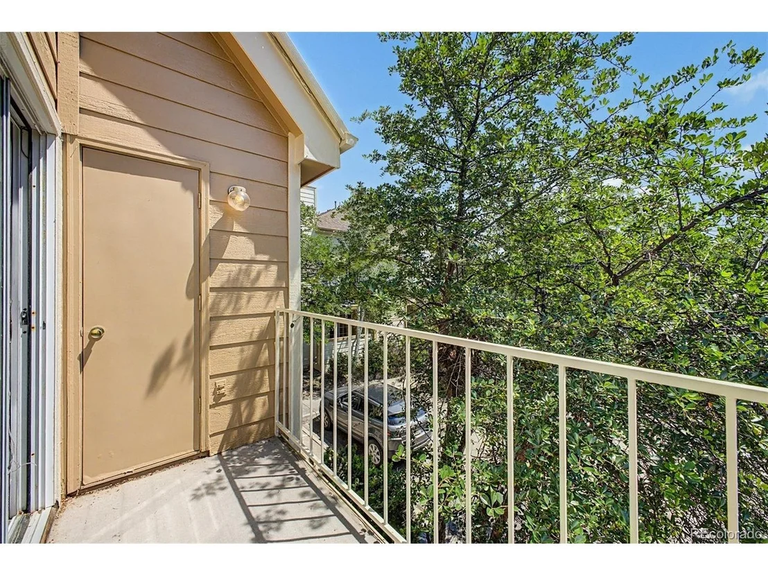 Photo of Unit D at 4883 White Rock Cir