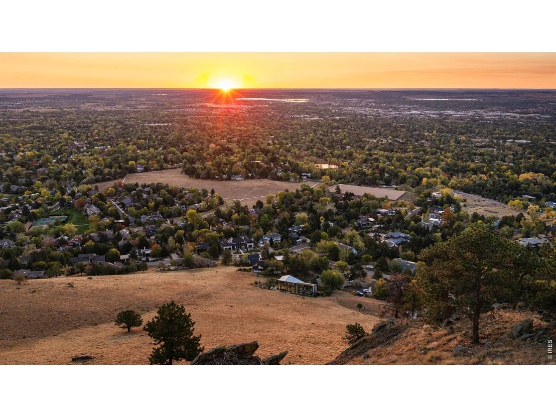 Photo of 250 Cactus Ct