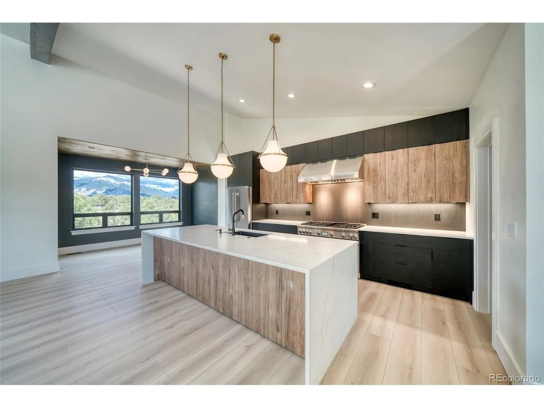 Photo of 10339 Outpost Ln