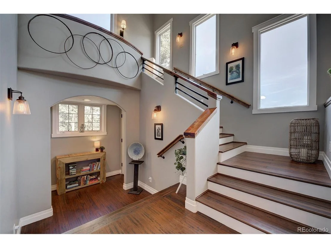 Photo of 27086 Mountain Park Rd
