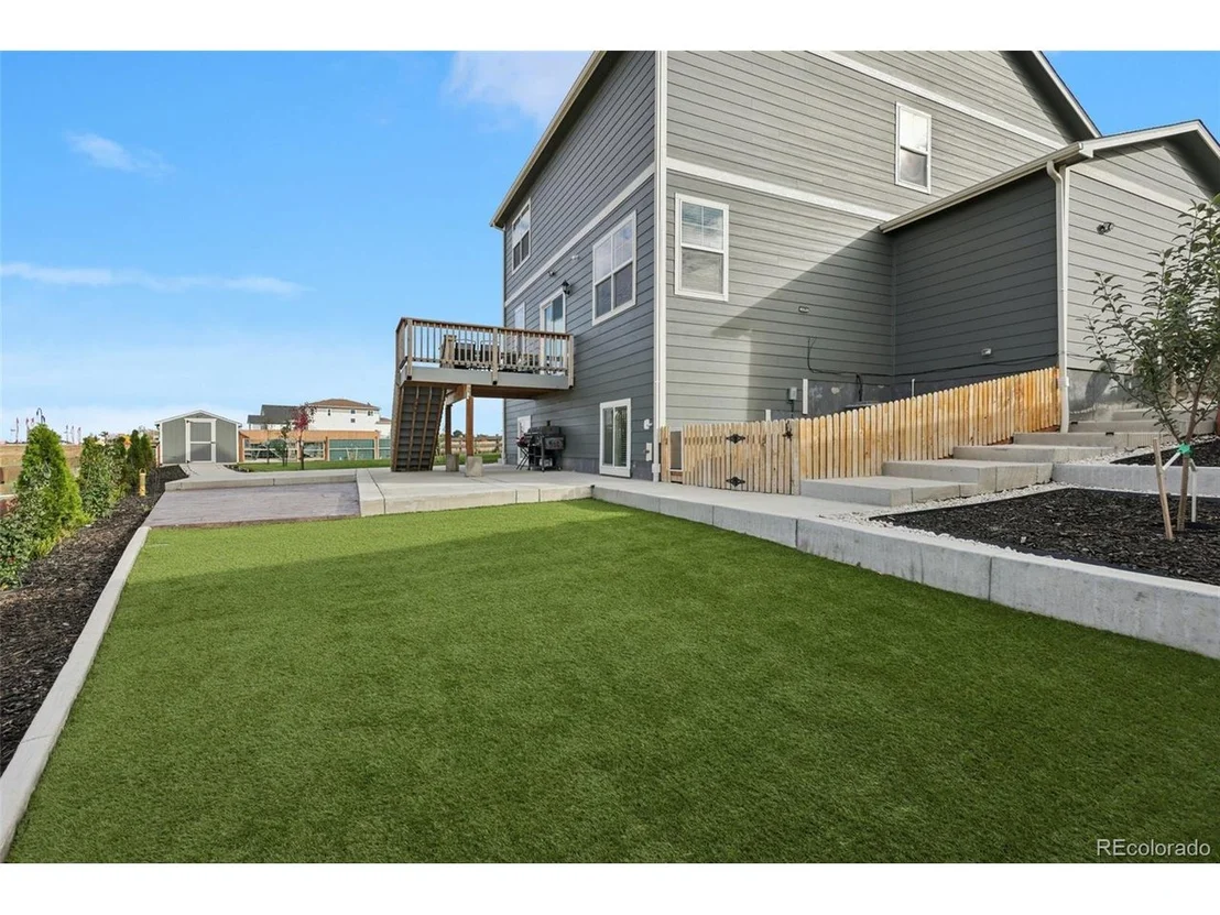 Photo of 45877 Orchid Ave