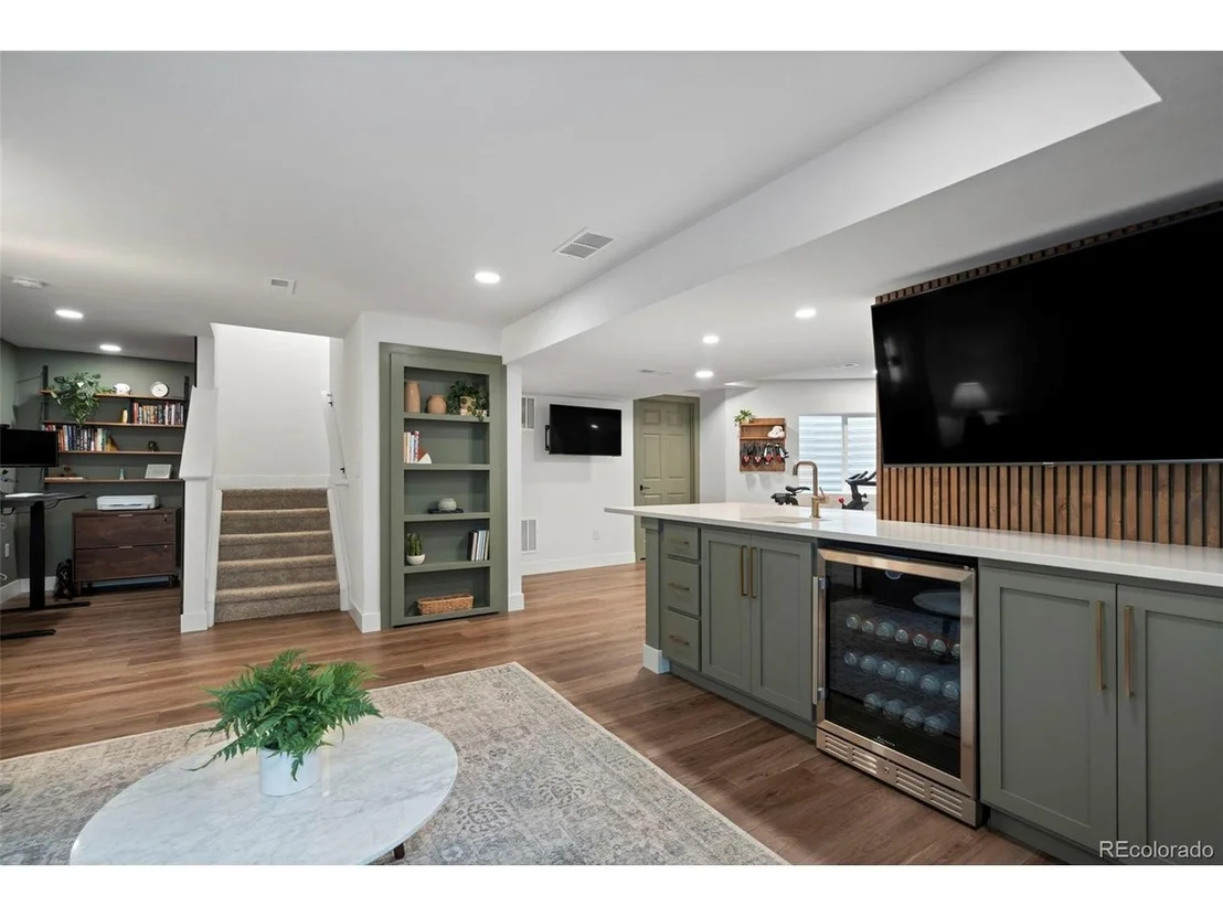 Photo of 8060 W 78th Cir