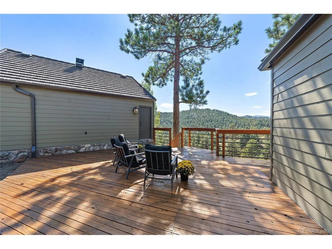 Photo of 6537 Vesuvius Rd