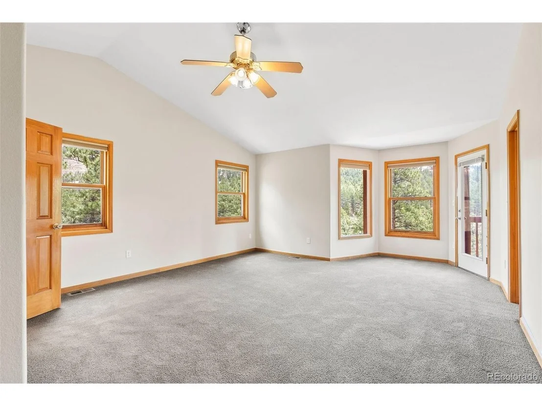 Photo of 16468 Ouray Rd